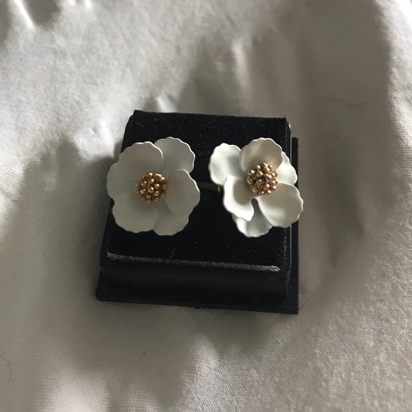 Anthropologie Jewelry - Anthropologie Zenzii Garden Girl Earrings